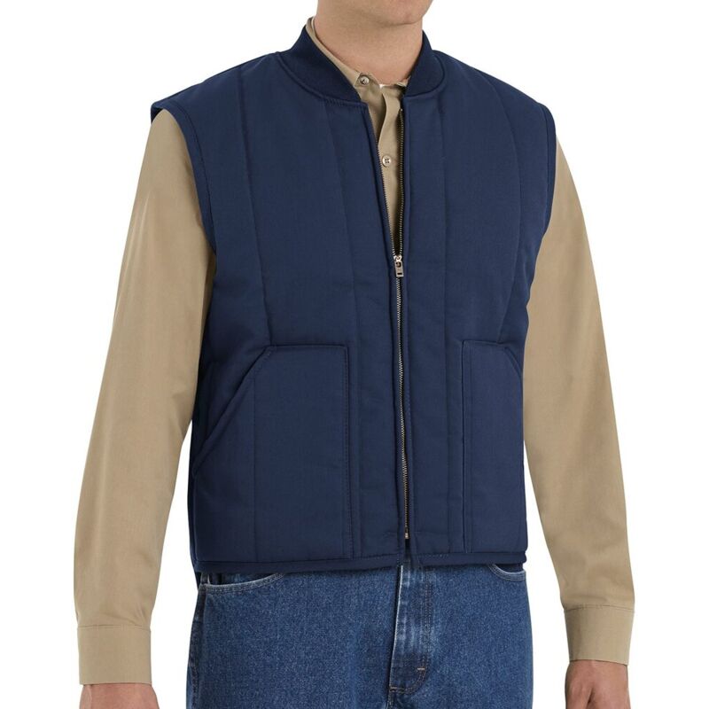 Men's Tall Quilted Vest Thumbnail